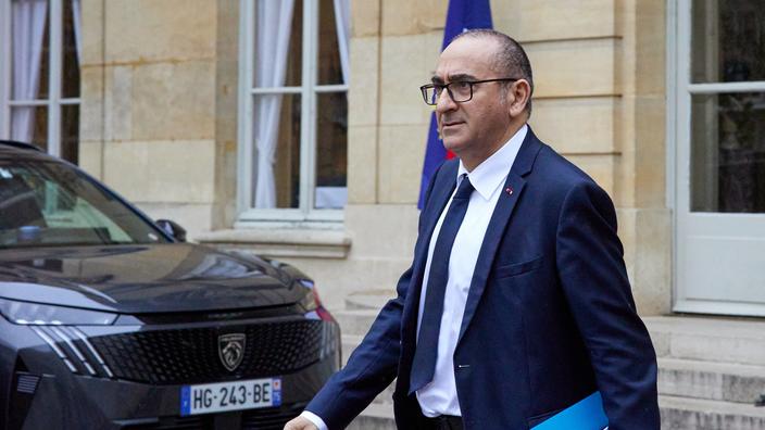 Islam, voile, immigration… La méthode Laurent Nuñez sème le trouble