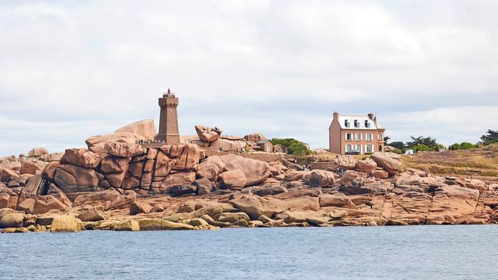 Rochers roses, réserve ornithologique des Sept-Îles... Perros-Guirec, une ville solide comme du granit