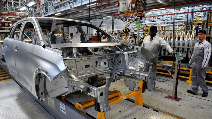 PSA l'usine de Rennes a recruté 500 intérimaires pour la rentrée