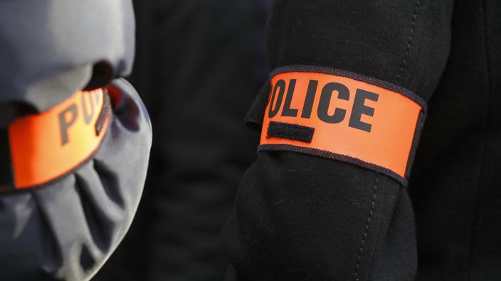 Paris : les clients d'un restaurant clandestin s'en prennent aux forces de l'ordre