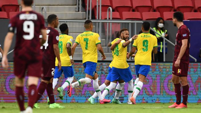 Brazil takes place in the opening, Marquinhos and Neymar scorers