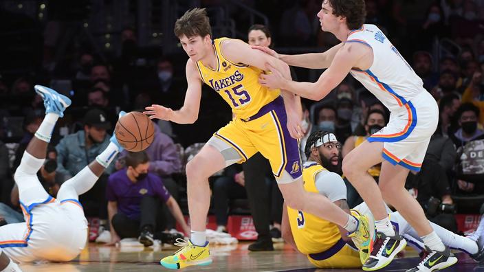 the Lakers harvest, Phoenix takes comfort, Utah prances