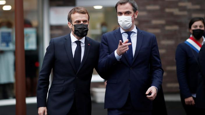 Dose de rappel, passe sanitaire, tests, masque : les mesures que l'exécutif devrait annoncer jeudi - Le Figaro