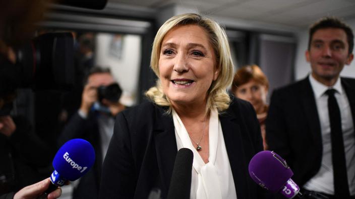 Marine Le Pen veut transformer l'impôt sur la fortune immobilière en impôt sur la fortune financière