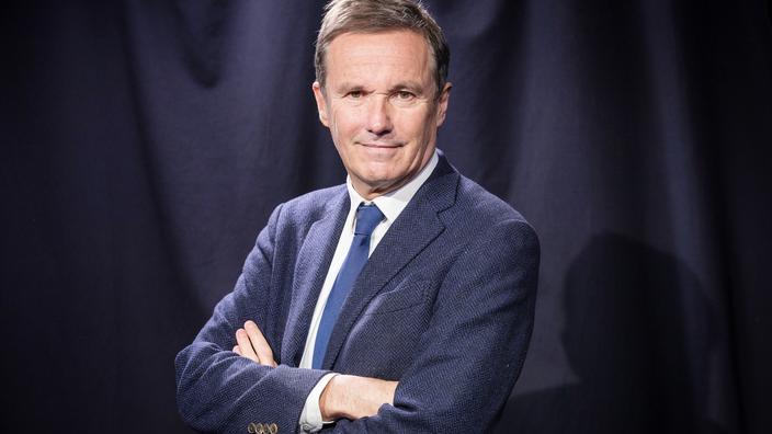 Nicolas Dupont-Aignan, testé positif au Covid, récuse avoir dissimulé son état de santé