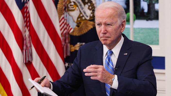 Biden demanda a la Corte Suprema para poner fin a la política migratoria de “quedarse en México”