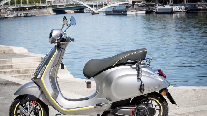 trotteur vespa