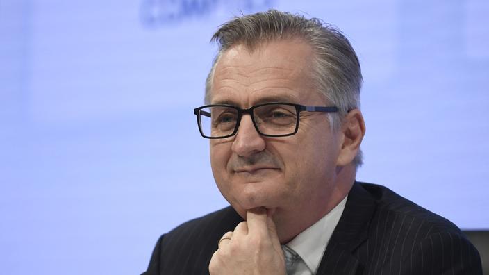 Comment Le Pouvoir De Direction Est Organisé Chez Saint Gobain