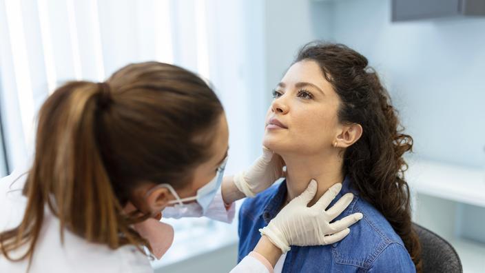 En 2022, plus de 19.000 médecins sont retraités actifs en France.