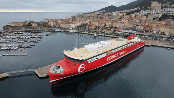 Un nouveau bateau Corsica Linea au gaz naturel liquéfié pour les ...