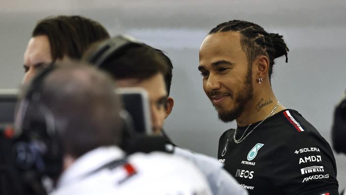 F1 : quand Lewis Hamilton vient discrètement espionner la Red Bull de ...