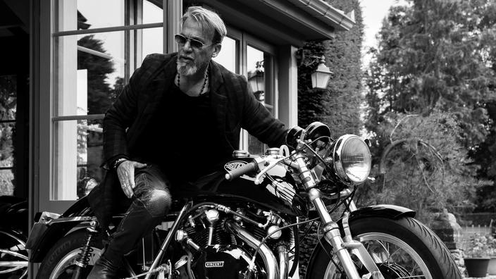 Pour la première fois, Florent Pagny dévoile au grand public son  impressionnante collection de motos
