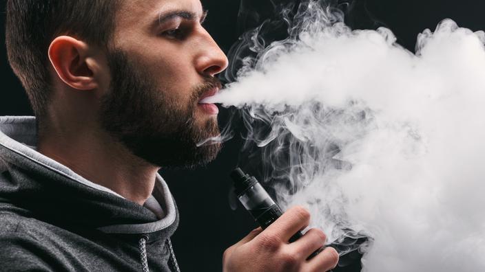 elfbar nachfüll pod läuft aus Hon Lik : l'inventeur de la cigarette électronique main image 1