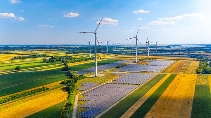 Eoliennes et Panneaux Solaires en France