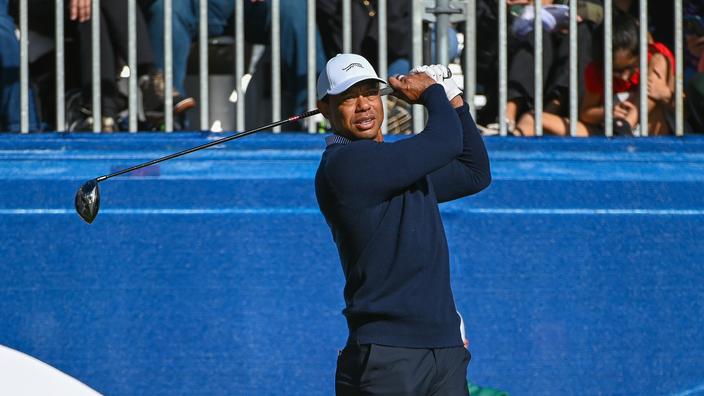 Golf : Tiger Woods a retapé des balles devant le public new-yorkais