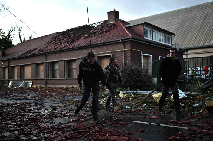 Hauts-de-France : un enfant blessé et des centaines de maisons