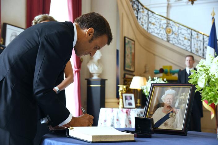 Revivez la deuxième journée de la visite d’État d’Emmanuel et de ...