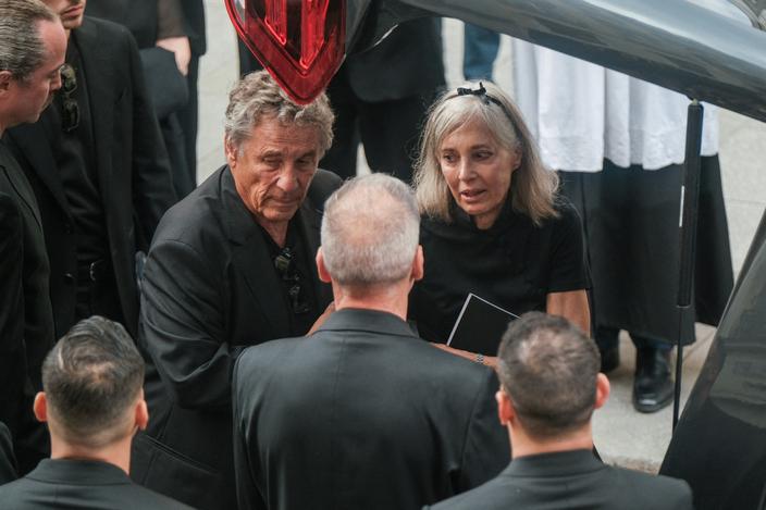 Obsèques de Thierry Ardisson : son frère Patrick et son ex-femme Christiane  soudés dans la douleur
