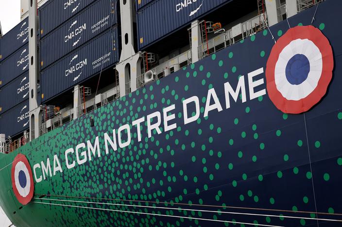 CMA CGM met à l’eau le «Notre-Dame», le plus grand porte-conteneurs ...