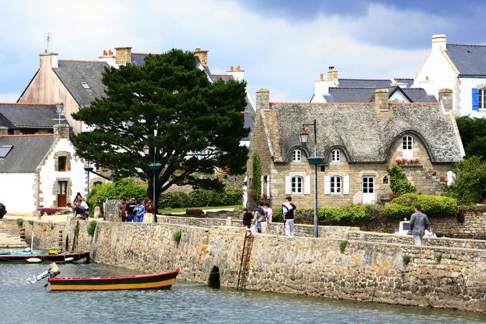 breton village travel services