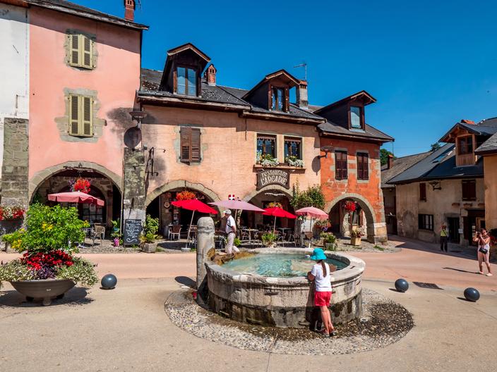 Nos Plus Beaux Villages De Haute Savoie