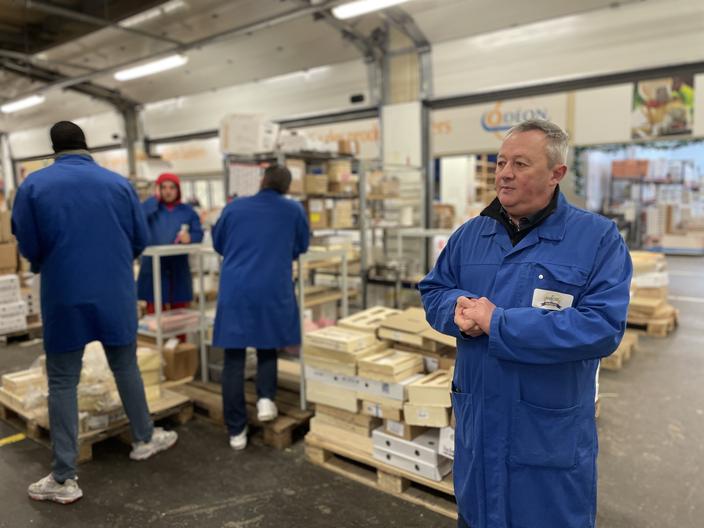 Au marché de Rungis, un Noël en demiteinte sur fond d