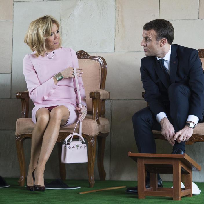 Le Couple Brigitte Et Emmanuel Macron : "Leur 'charnellité' Est Très ...