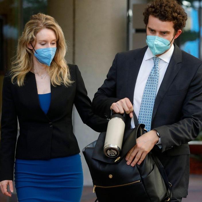 Le coût du sang : Elizabeth Holmes, l'arnaqueuse qui a envoûté la ...