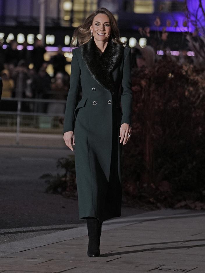 Manteau Kate Middletonnull
