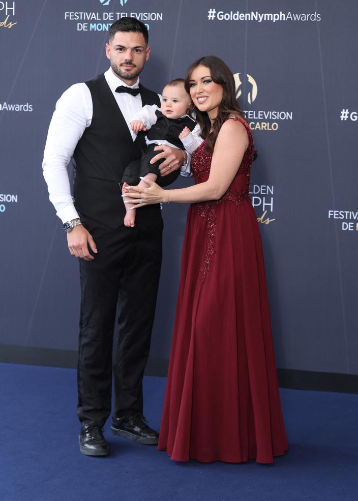 Elsa Esnoult maman comblée : au festival de télévision de Monte-Carlo ...