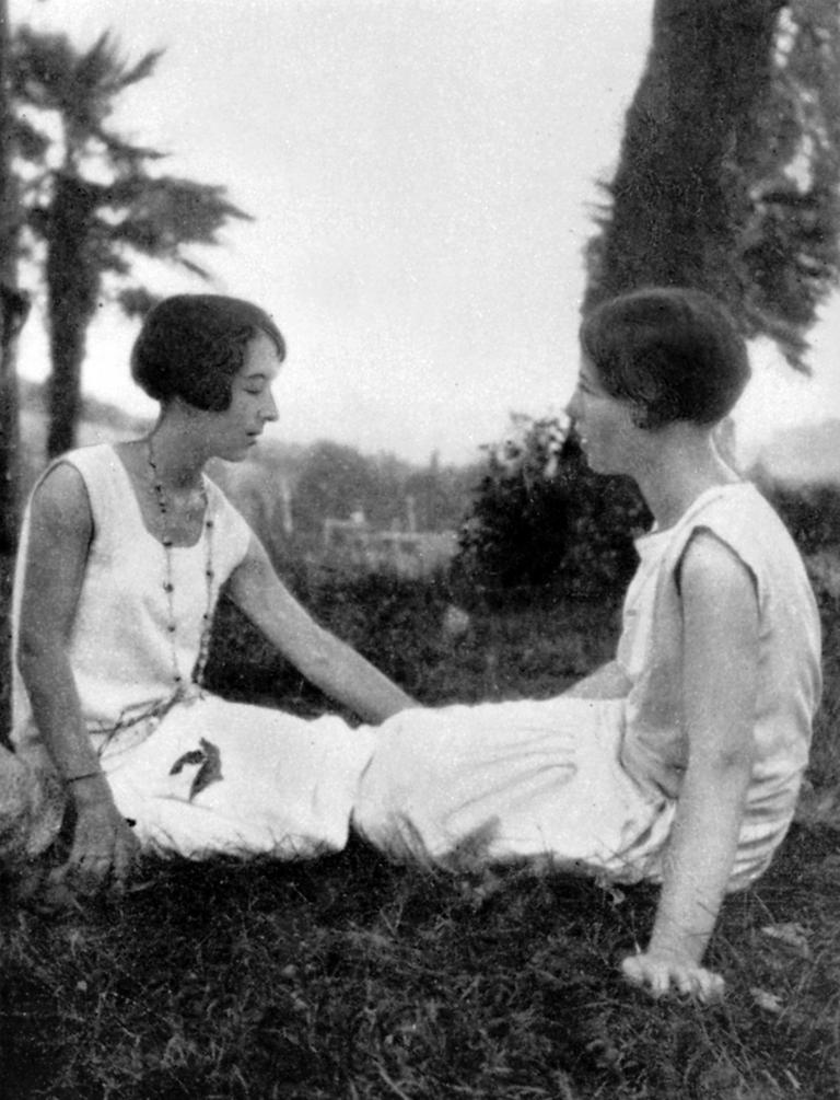 Elisabeth Lacoin (à gauche) et Simone de Beauvoir en 1925.