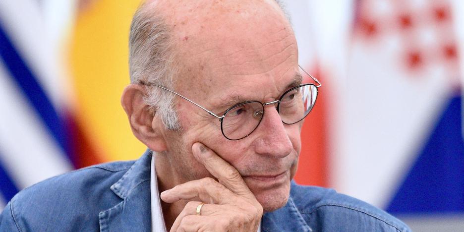 Boris Cyrulnik : « Nous vivons un instant T où le déni ne fonctionne plus, la guerre est à nos portes et il va falloir se préparer à l’affronter »