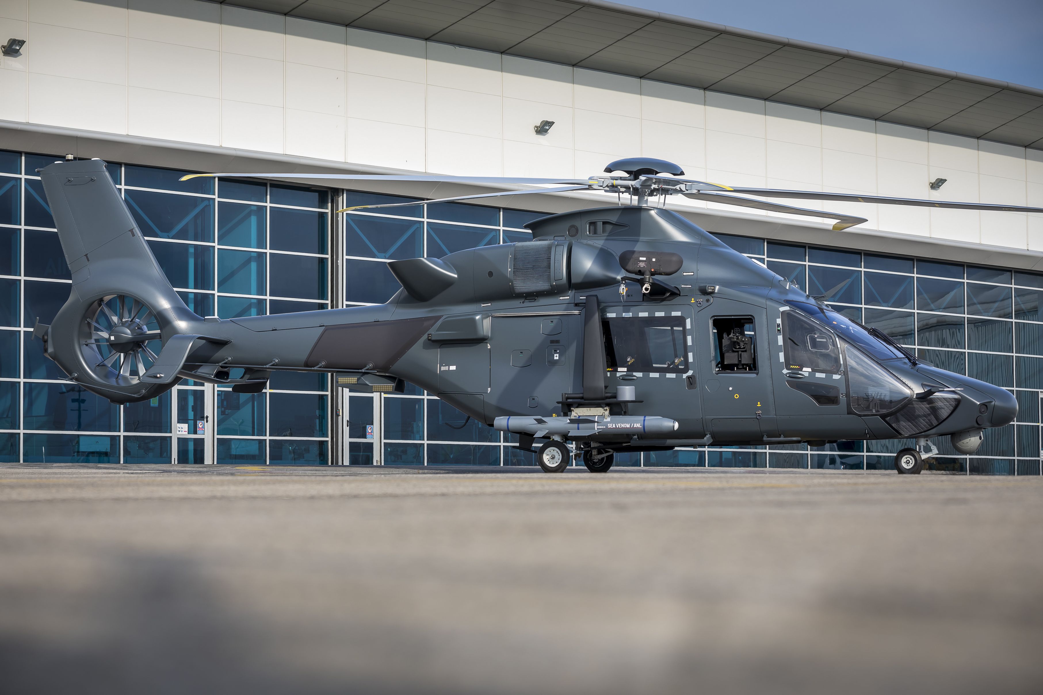 L’Hélicoptère interarmées léger, appelé Guépard, entrera finalement en service avec deux ans d’avance . Ab63423d96be3c1aad4eec2539f0486c33b4f49416c48d3b6d9ee60338d32f9b