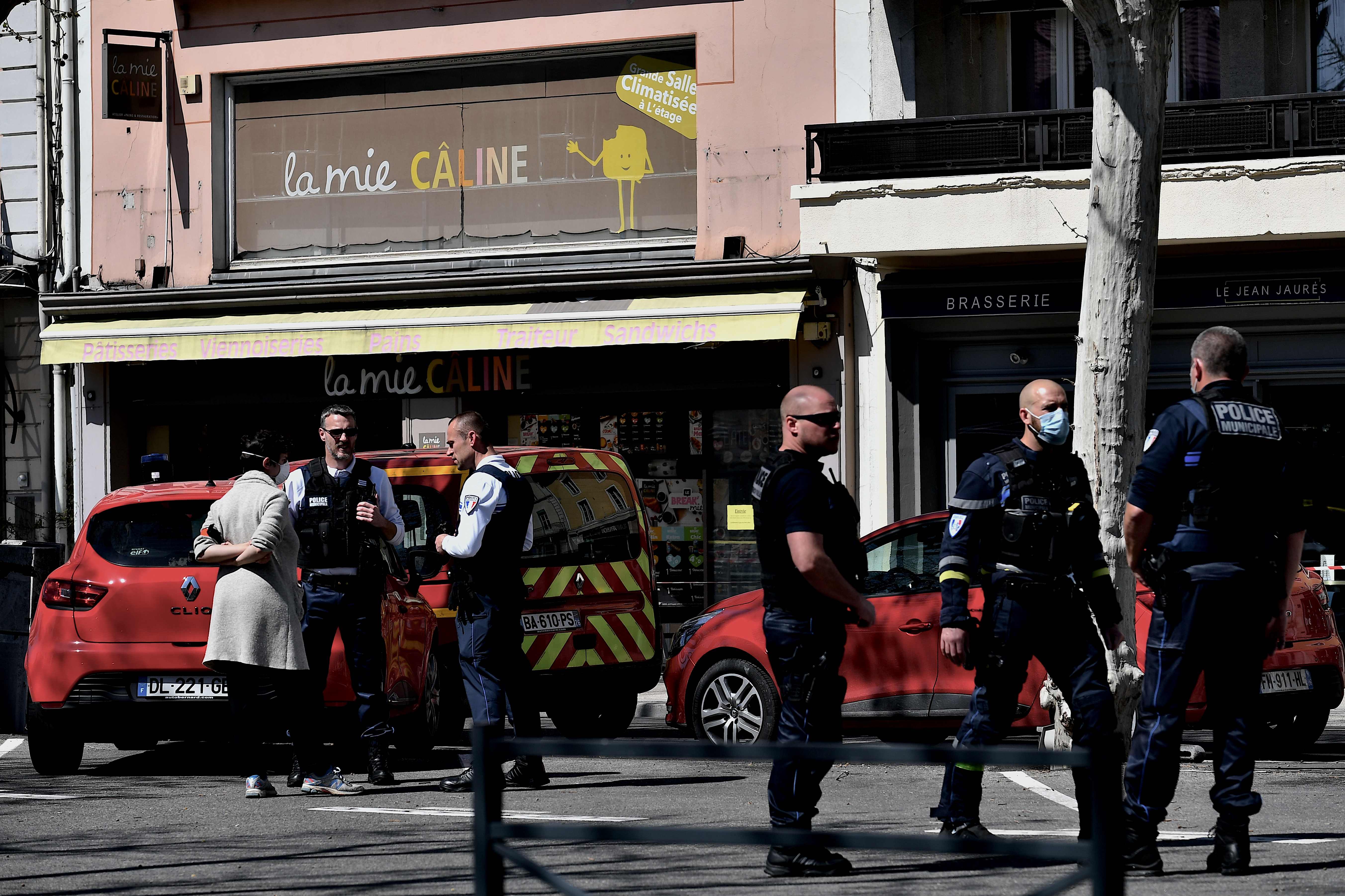 Dr&ocirc;me : un homme tue deux personnes &agrave; coups de couteau &agrave; Romans-sur-Is&egrave;re