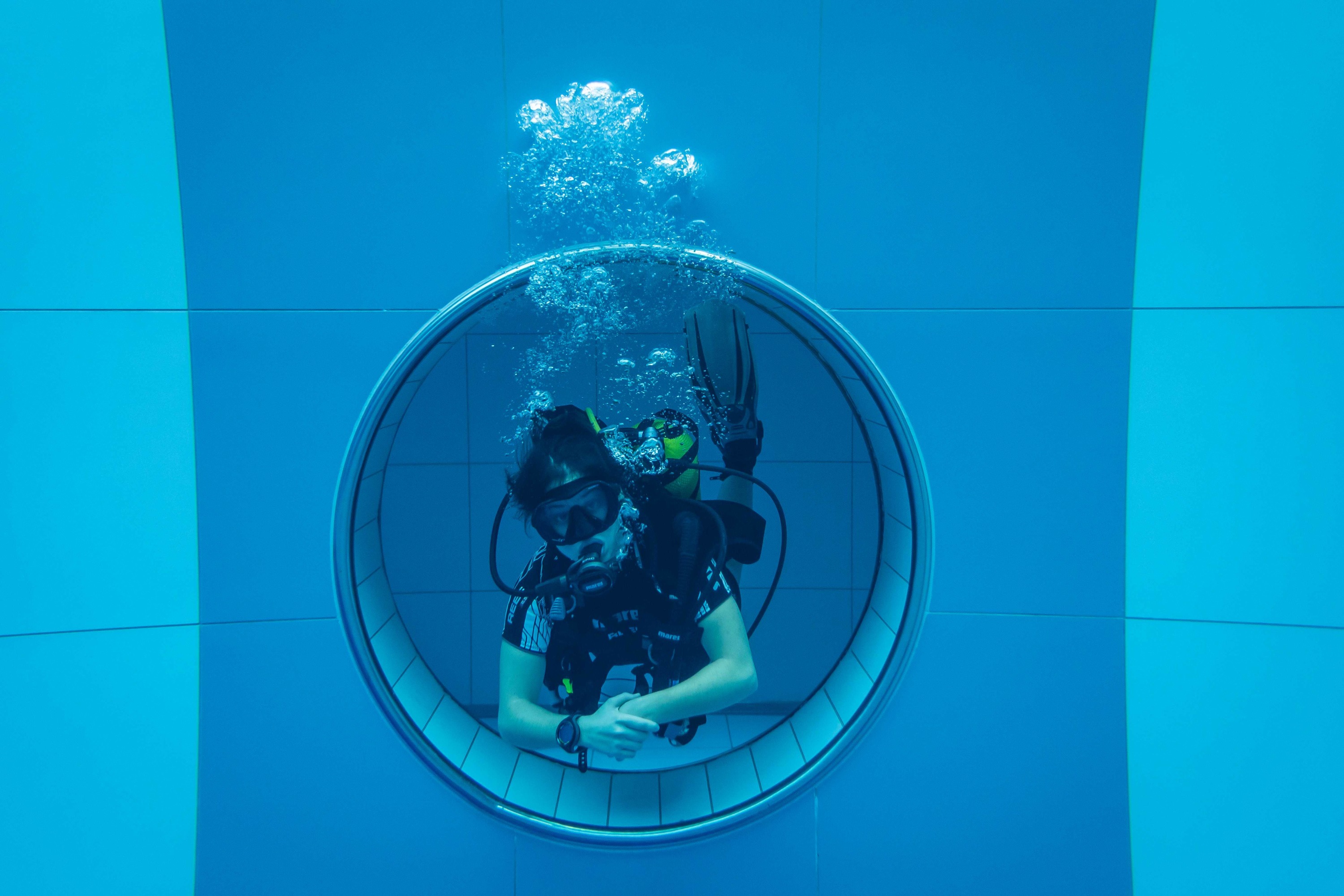 Partie La Plus Profonde D Une Piscine