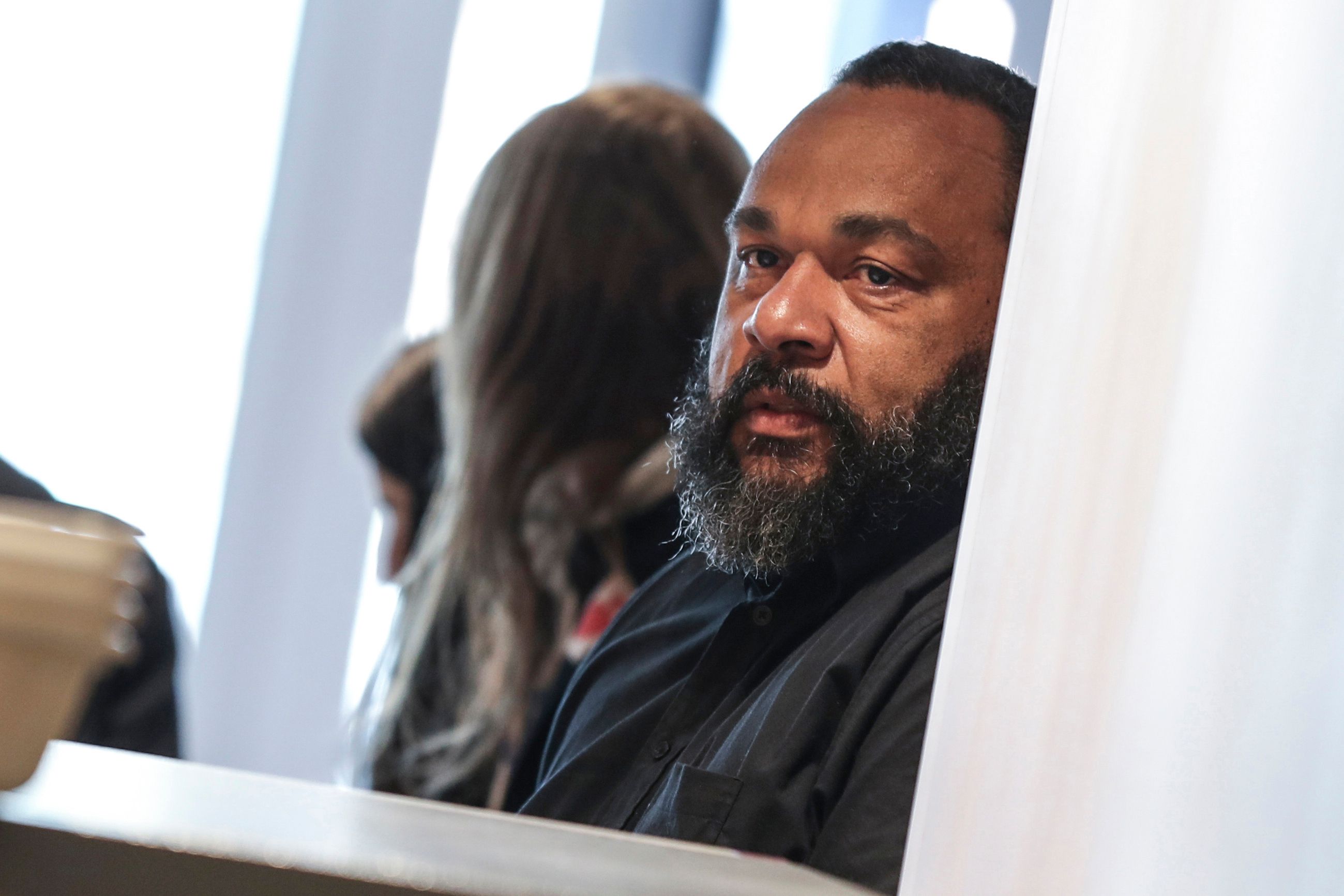 Dieudonne Condamne A 9000 Euros D Amende En Appel Pour Sa Chanson Sur La Shoah