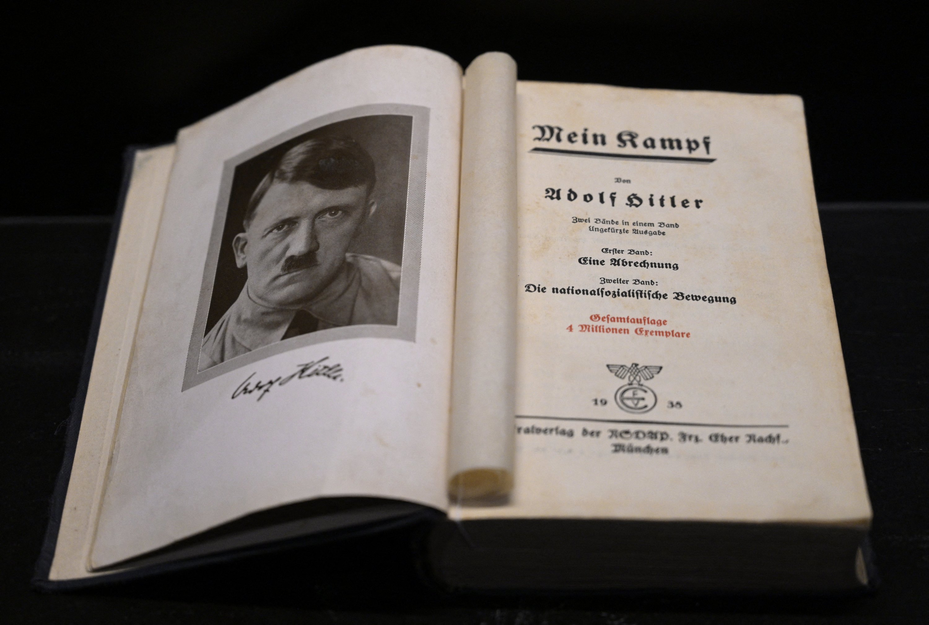 Mein Kampf / Histoire d'un livre / Allemagne / Adolf Hitler