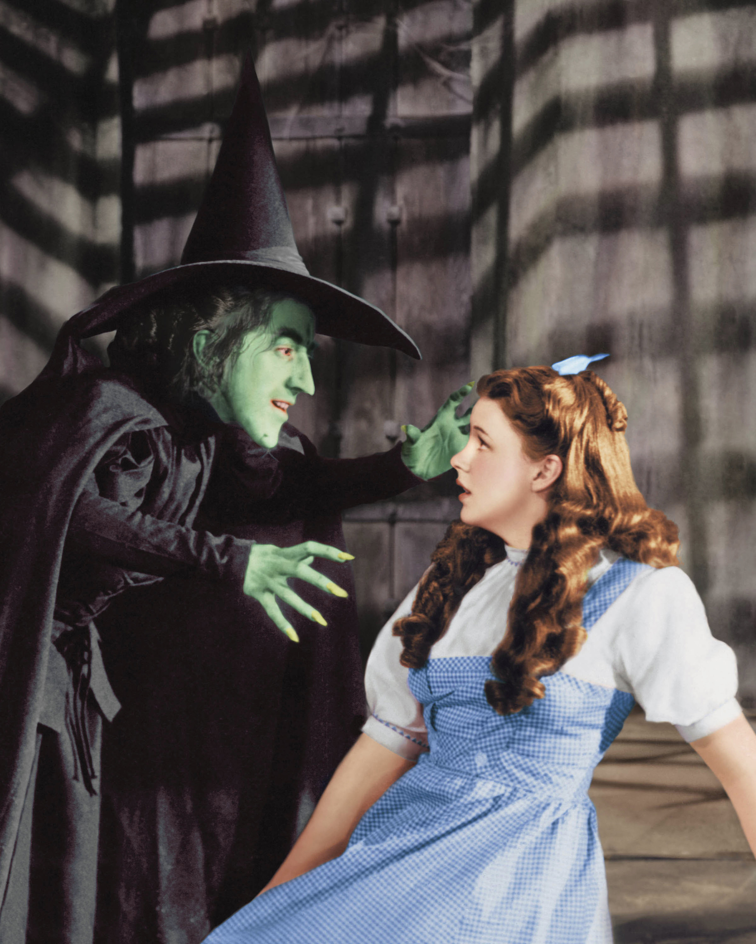Le Magicien d'Oz : Disparue il y a 40 ans, la robe vichy de Judy