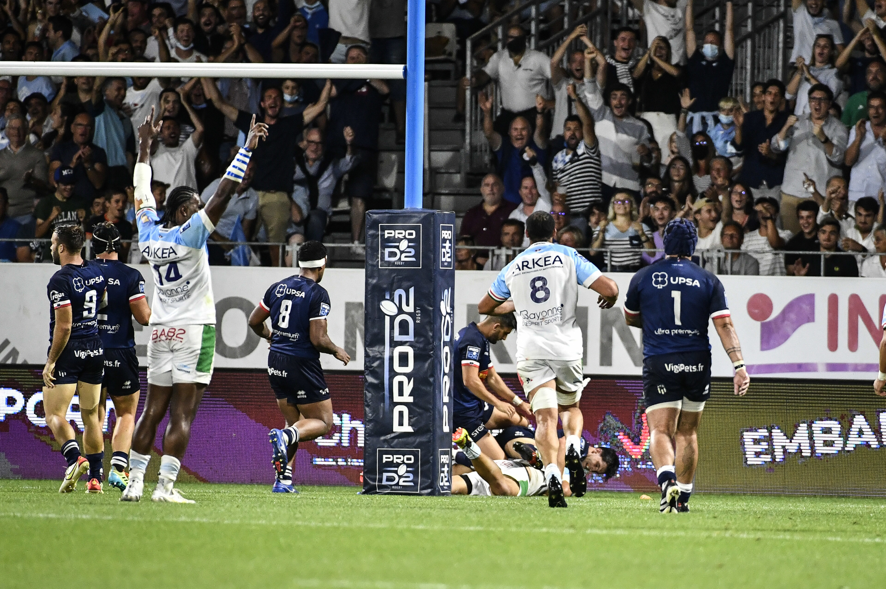 Retour du public, chants vibrants, essai spectaculaire : Bayonne a lancé en beauté la saison de rugby (en vidéos)