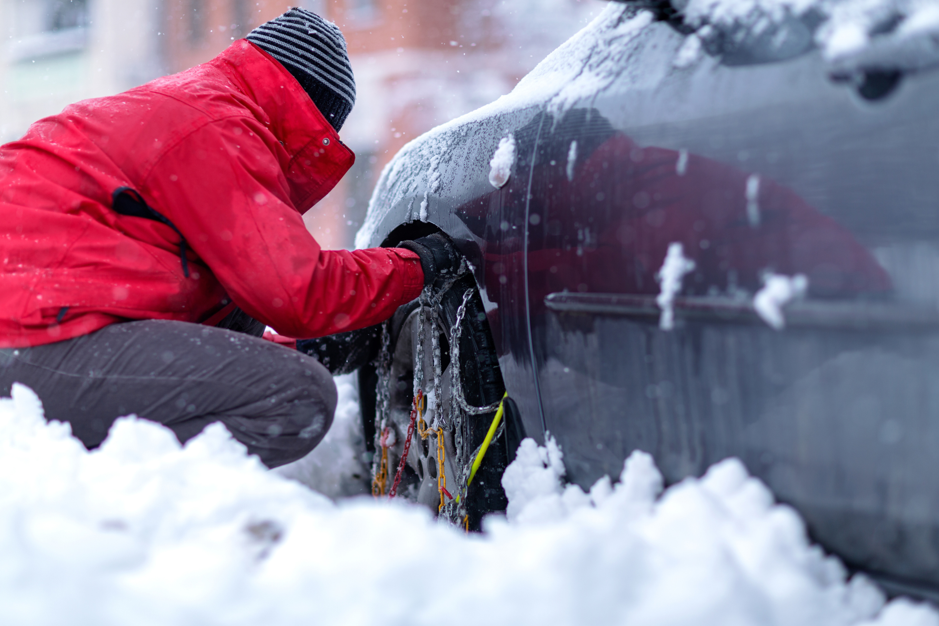 Chaussettes à neige pour Mercedes : comment rouler en toute sécurité c –  Musher Antiglisse