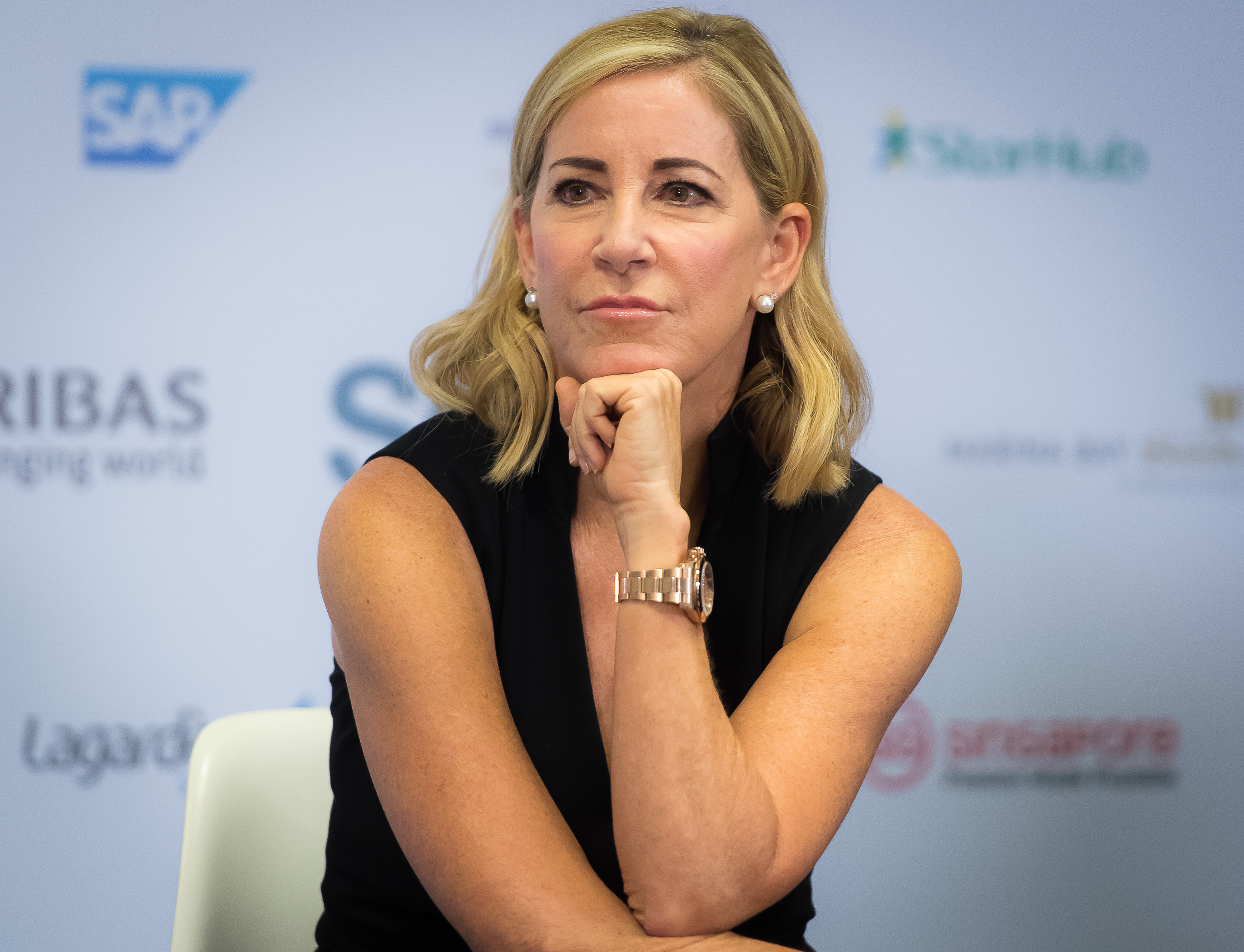 Tennis l ex championne Chris Evert r v le tre atteinte d un cancer