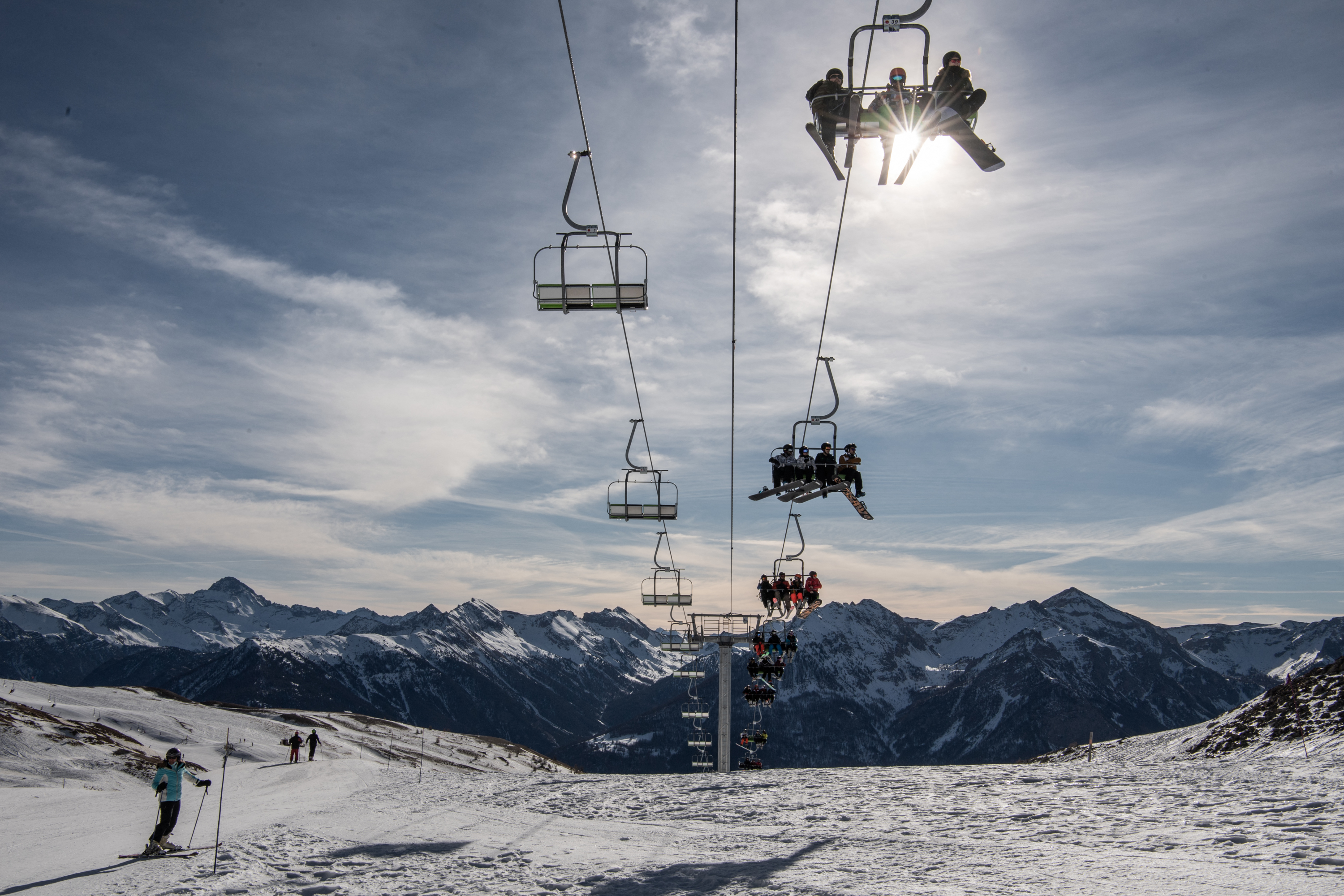 Stations de ski françaises: Le masque est obligatoire en extérieur