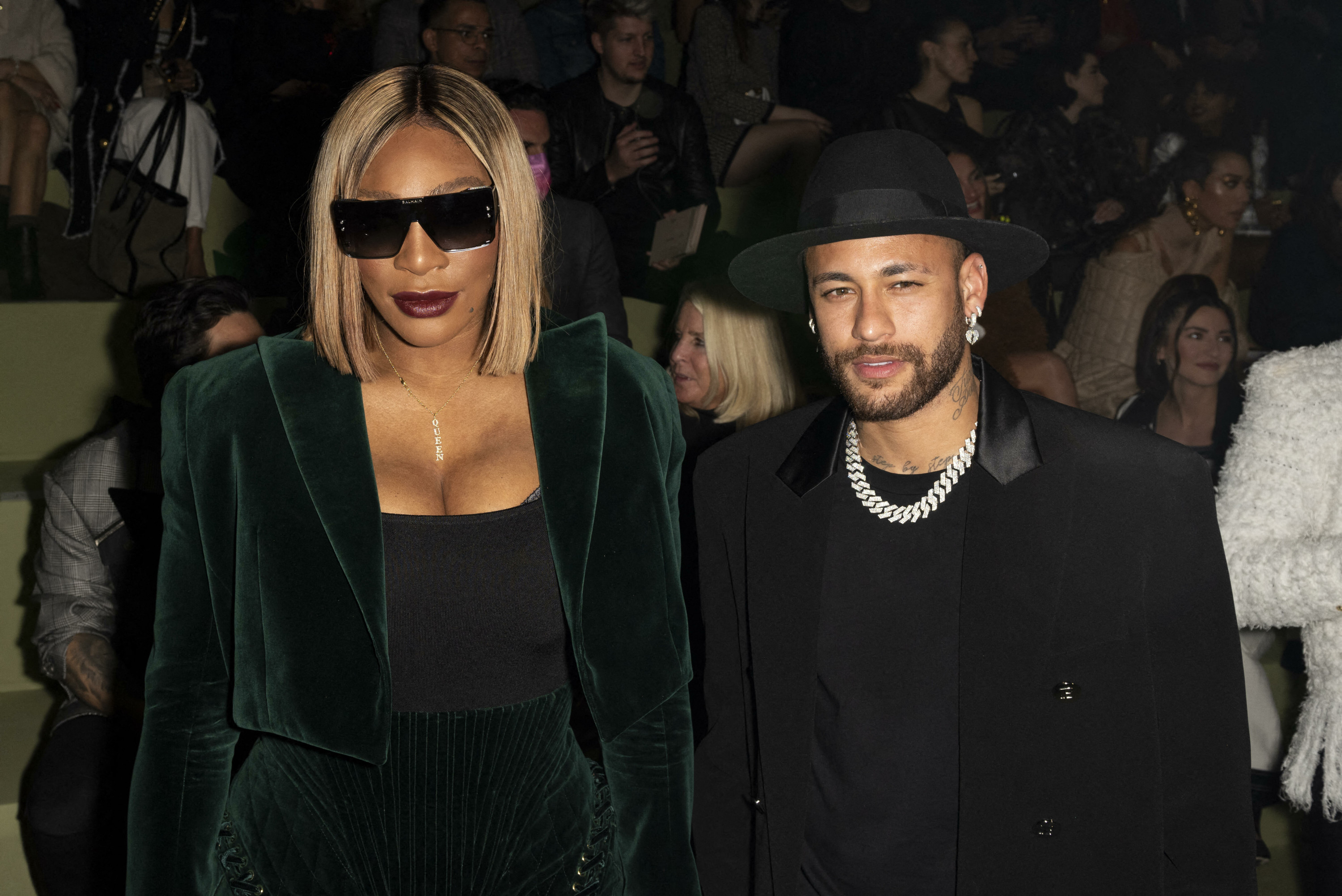 Serena Williams Neymar Camille Razat au defile Balmain les celebrites ont repondu a l appel d Olivier Rousteing