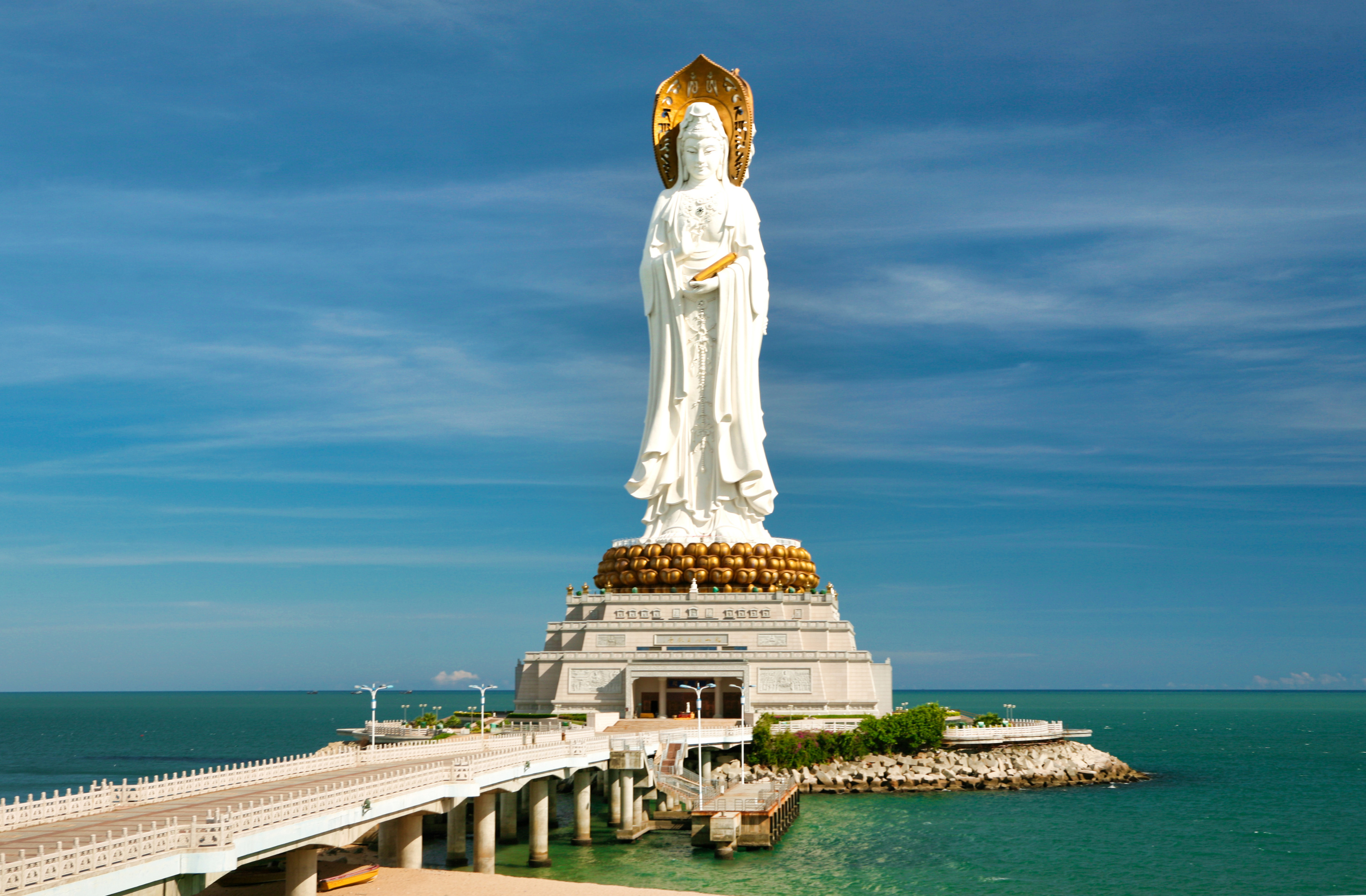 Le Plus Grand Monument De Chine Quelles sont les cinq plus grandes statues d'Asie ?