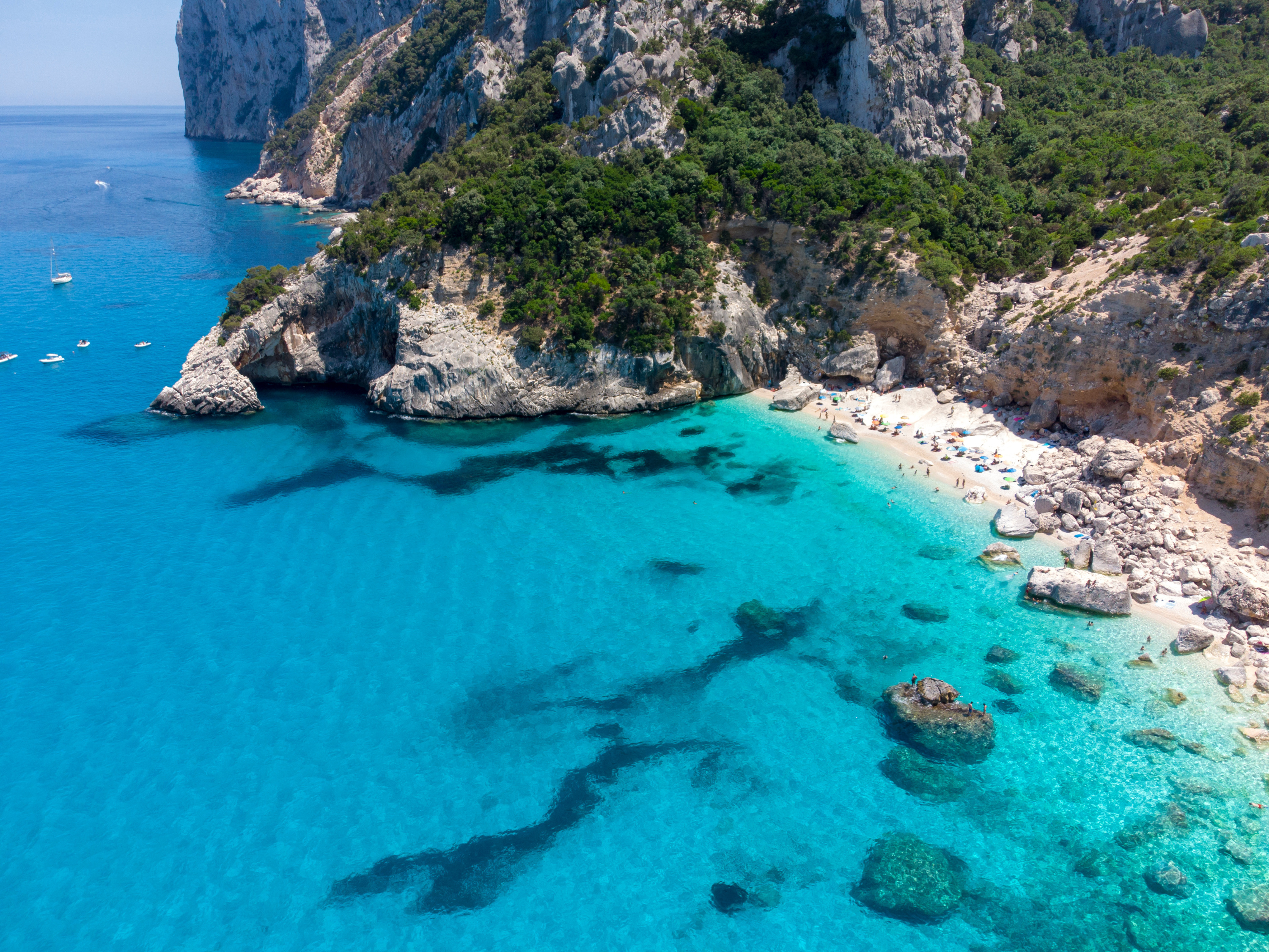 Les 17 plus belles plages en France à (re)découvrir cet été
