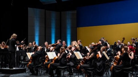Réunis au sein d'un orchestre exceptionnel, de grands musiciens ukrainiens vont au front culturel