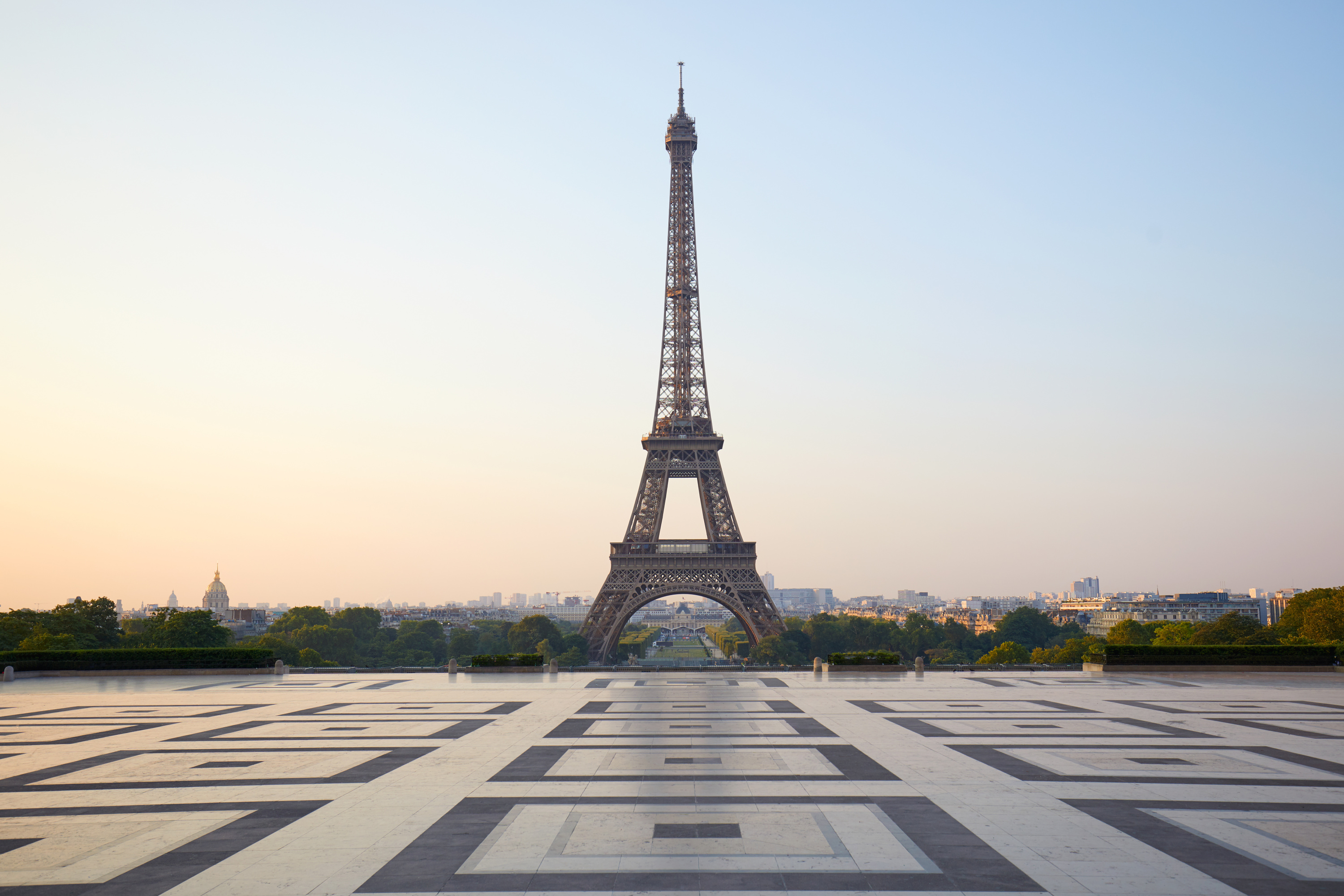 Tour Eiffel : la mairie de Paris renonce à certains réaménagements