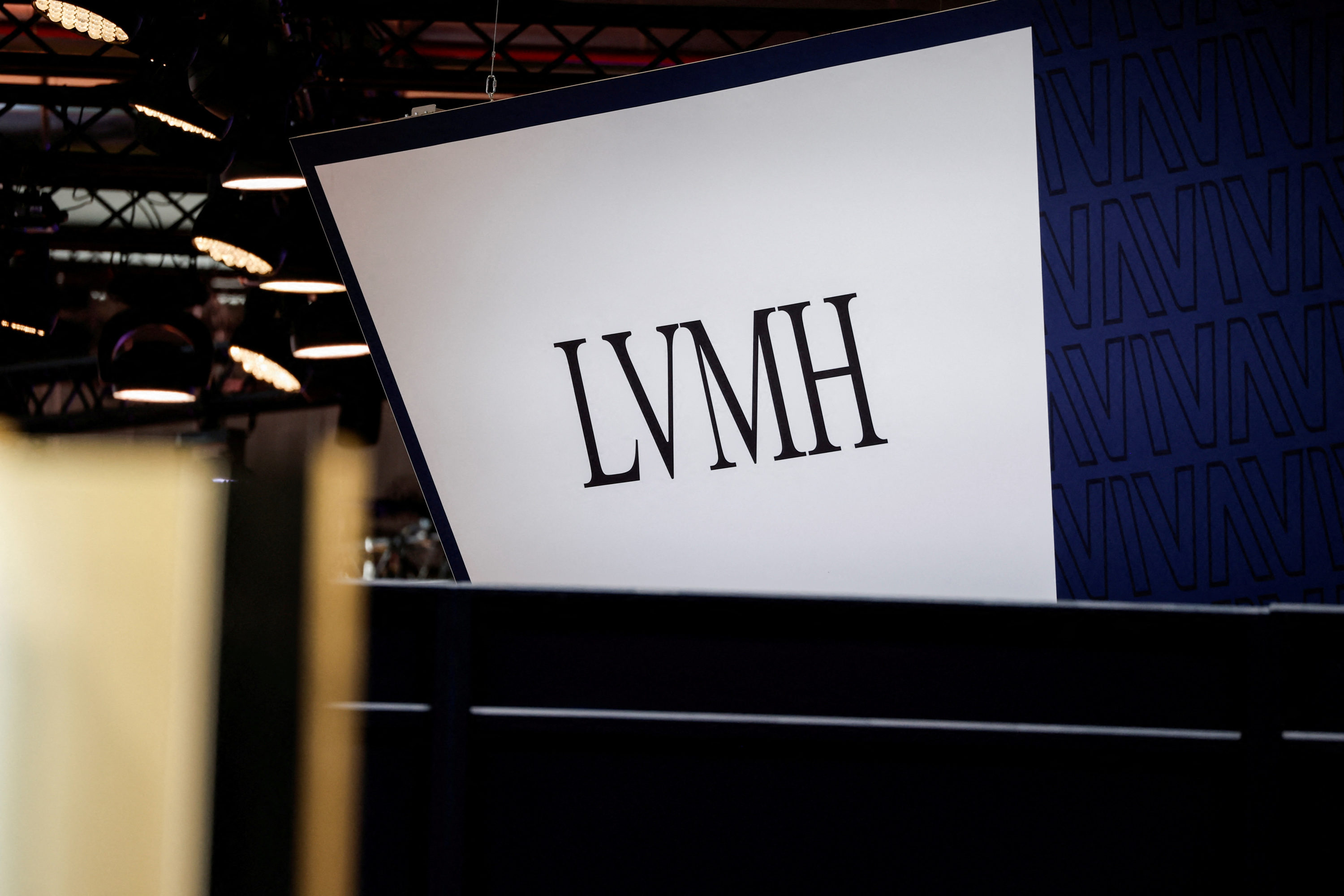 LVMH renonce à installer son centre de recherche à proximité de  Polytechnique à Saclay