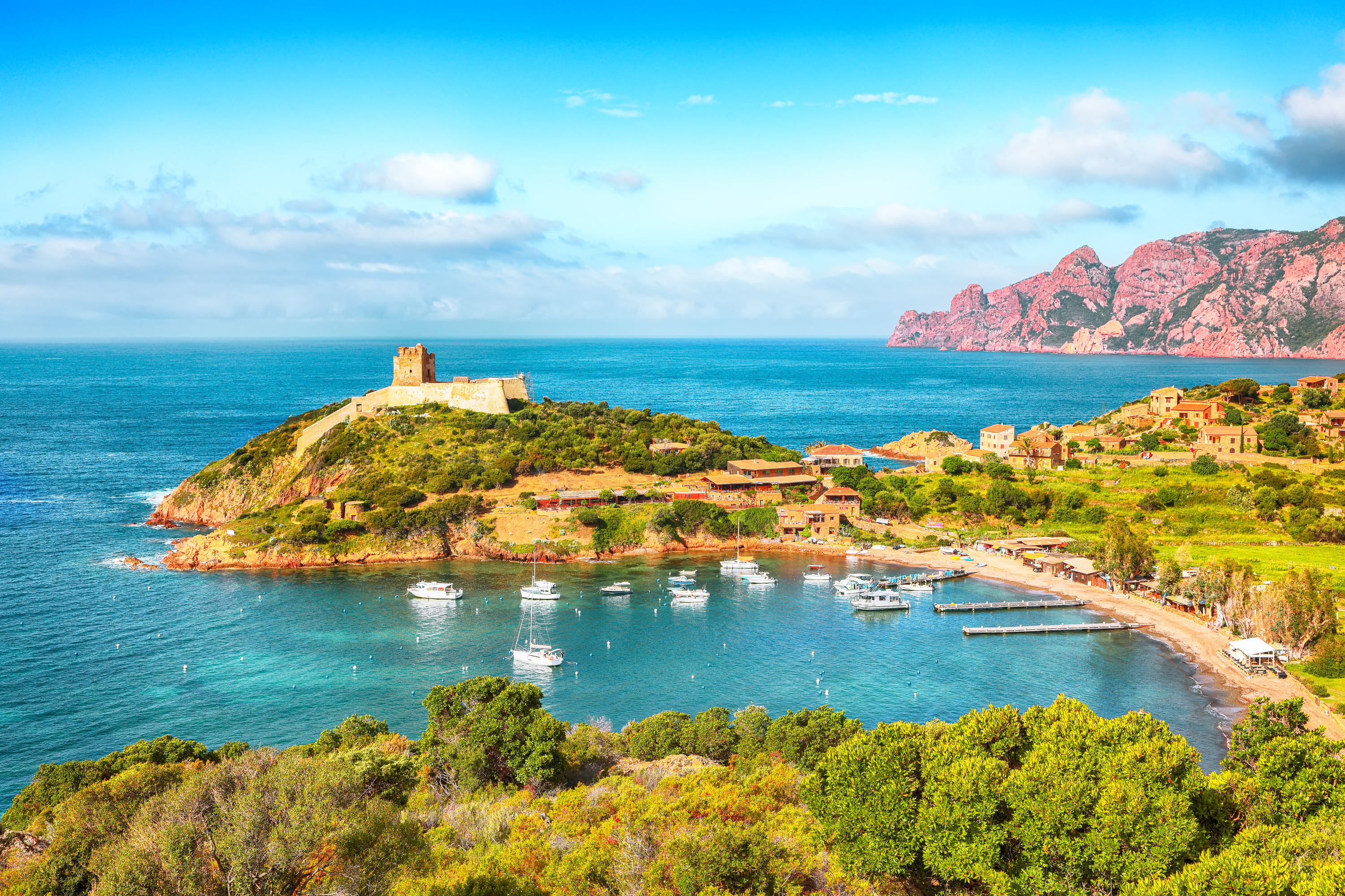 Tourisme : la Corse retrouve sa fréquentation d'avant crise sanitaire