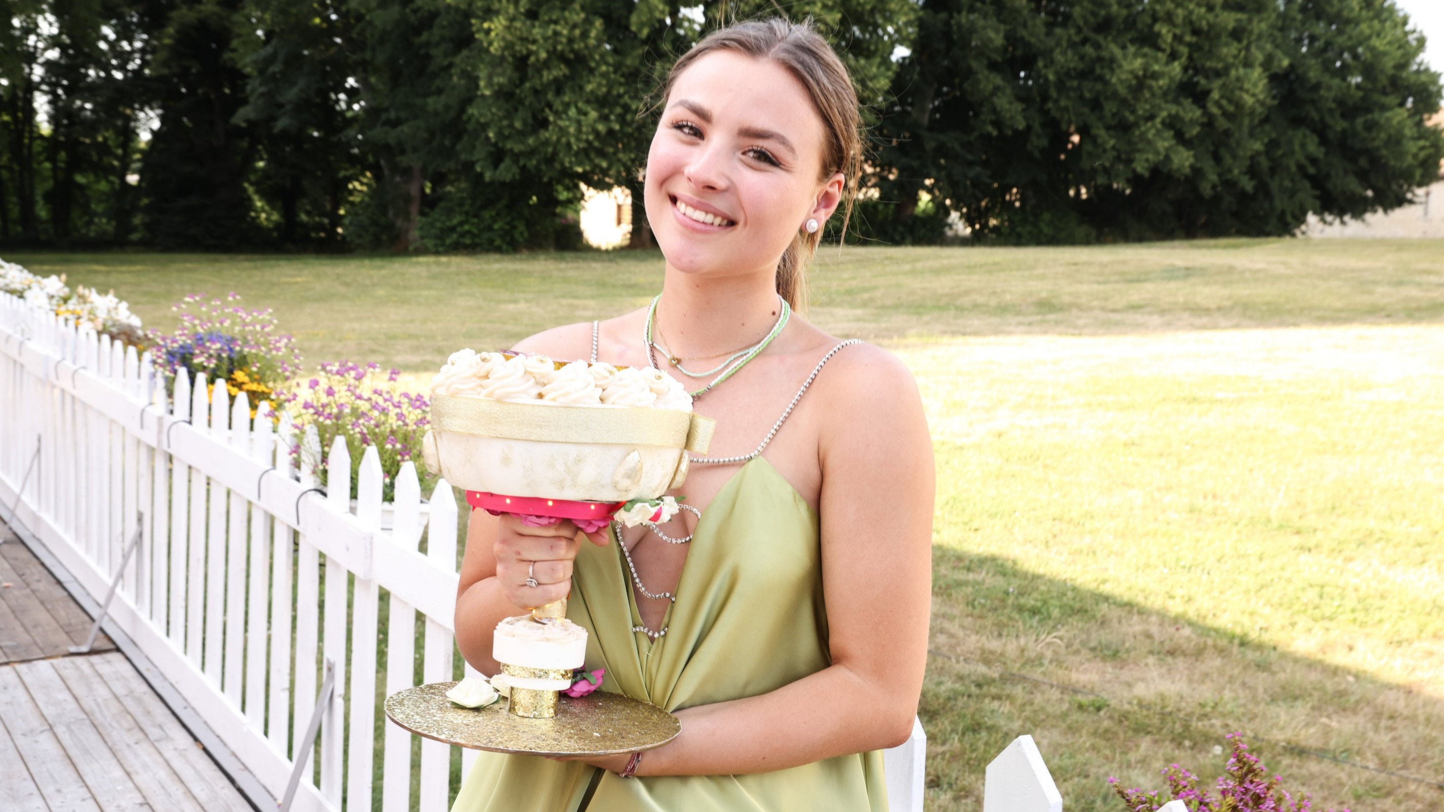Livre De Manon Meilleur Patissier Faire changer d'avis Cyril Lignac est une petite victoire personnelle» :  Manon remporte la saison 11 du «Meilleur pâtissier»